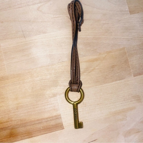 Gold fossil chain and leather strap - Picture 1 of 2